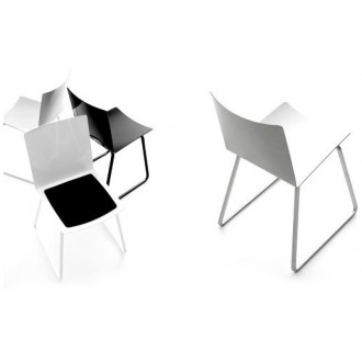 Xavier Lust BWB Chair