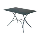 Centro Ricerche Kiss Table